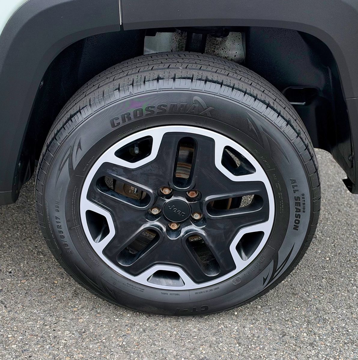 Photo 10 of this Jeep Renegade