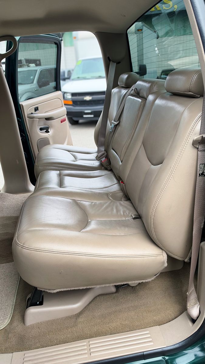 Photo 14 of this GMC Sierra 1500