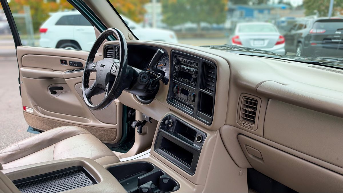 Photo 17 of this GMC Sierra 1500