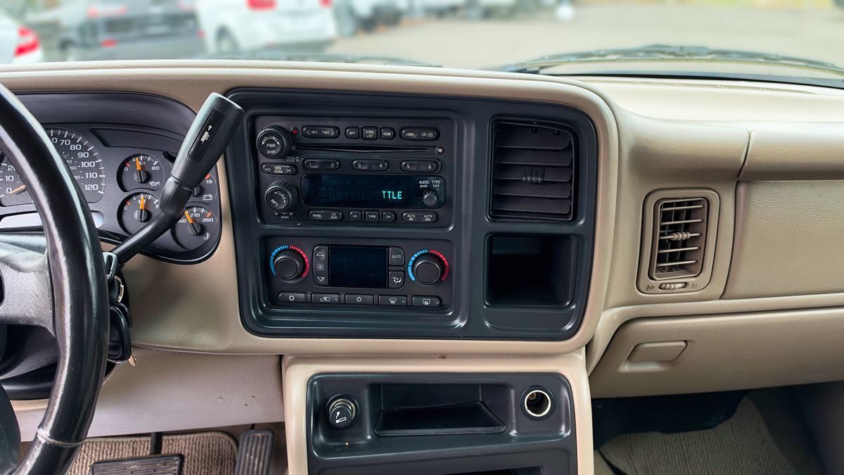 Photo 18 of this GMC Sierra 1500