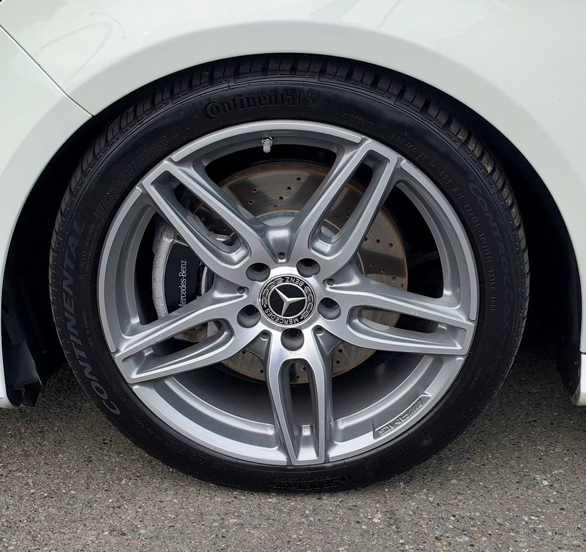 Photo 9 of this Mercedes-Benz CLA 250