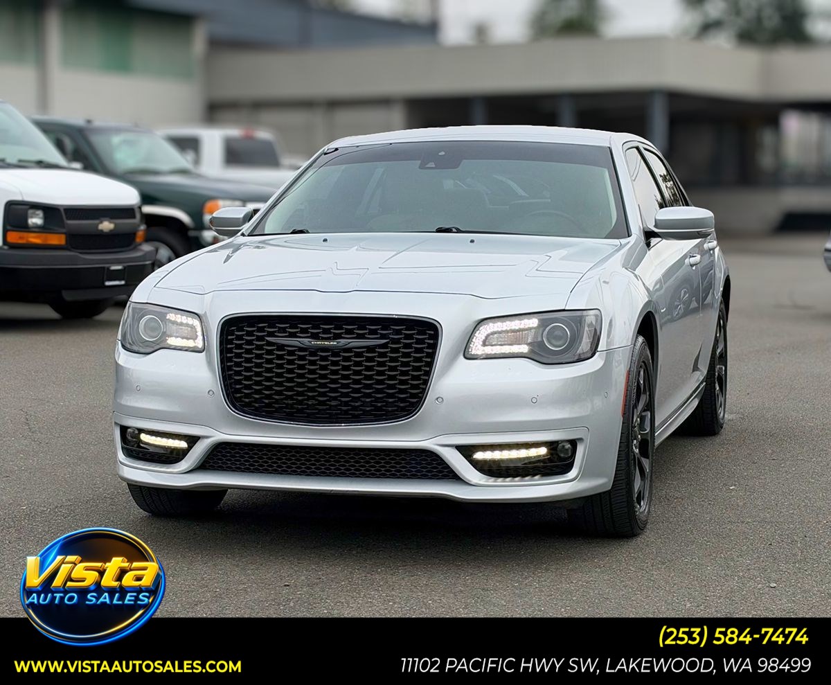 2022 Chrysler 300 300 Touring L