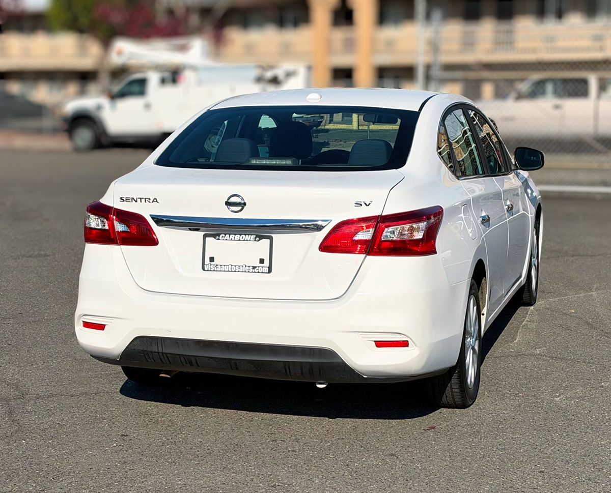 Photo 5 of this Nissan Sentra