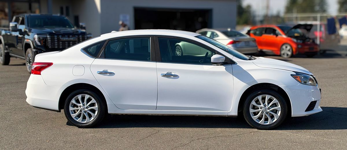 Photo 6 of this Nissan Sentra