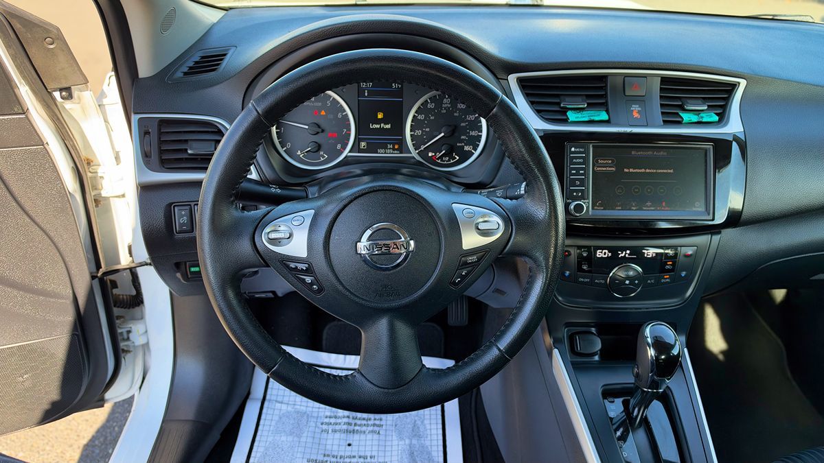 Photo 19 of this Nissan Sentra
