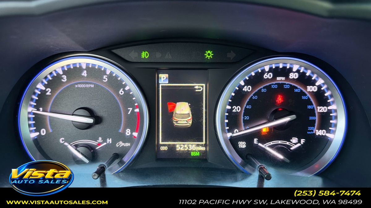 Photo 25 of this Toyota Highlander