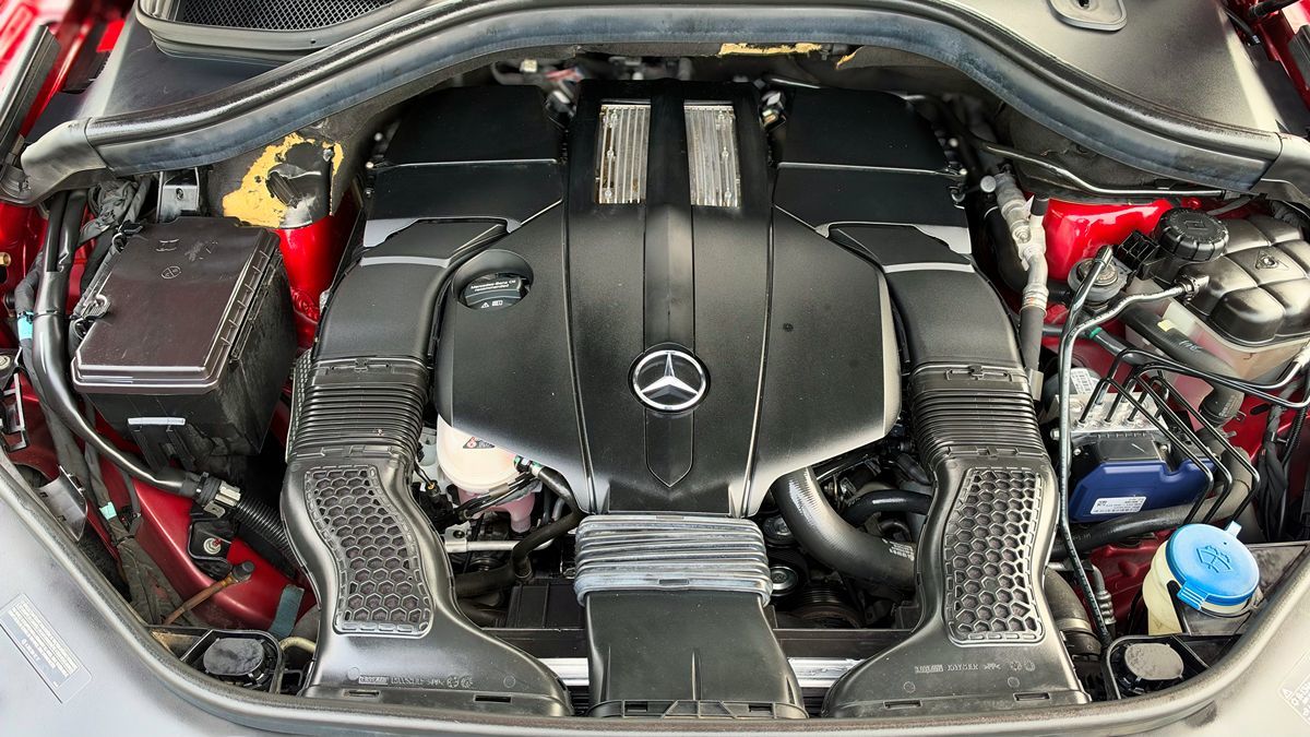 Photo 11 of this Mercedes-Benz GLE 400