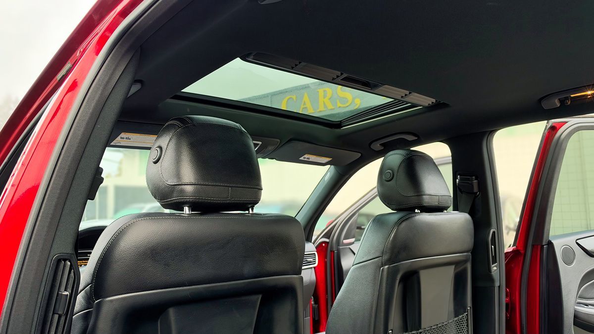 Photo 16 of this Mercedes-Benz GLE 400