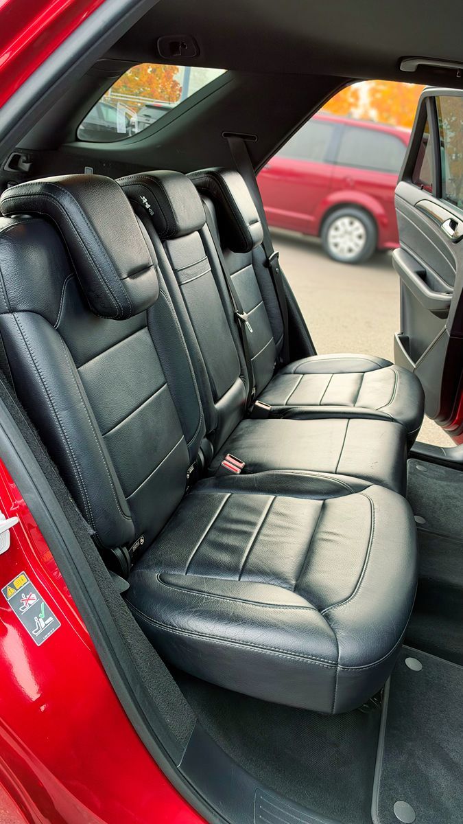 Photo 18 of this Mercedes-Benz GLE 400