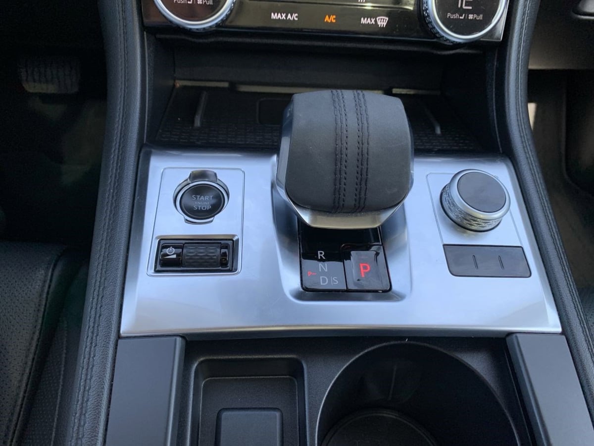 2022 Jaguar F-PACE P250 S photo 23