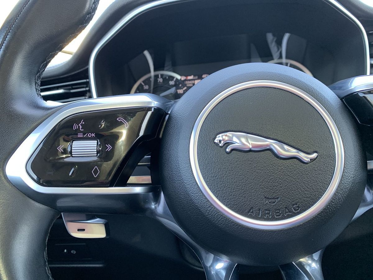 2022 Jaguar F-Pace S - Photo 17