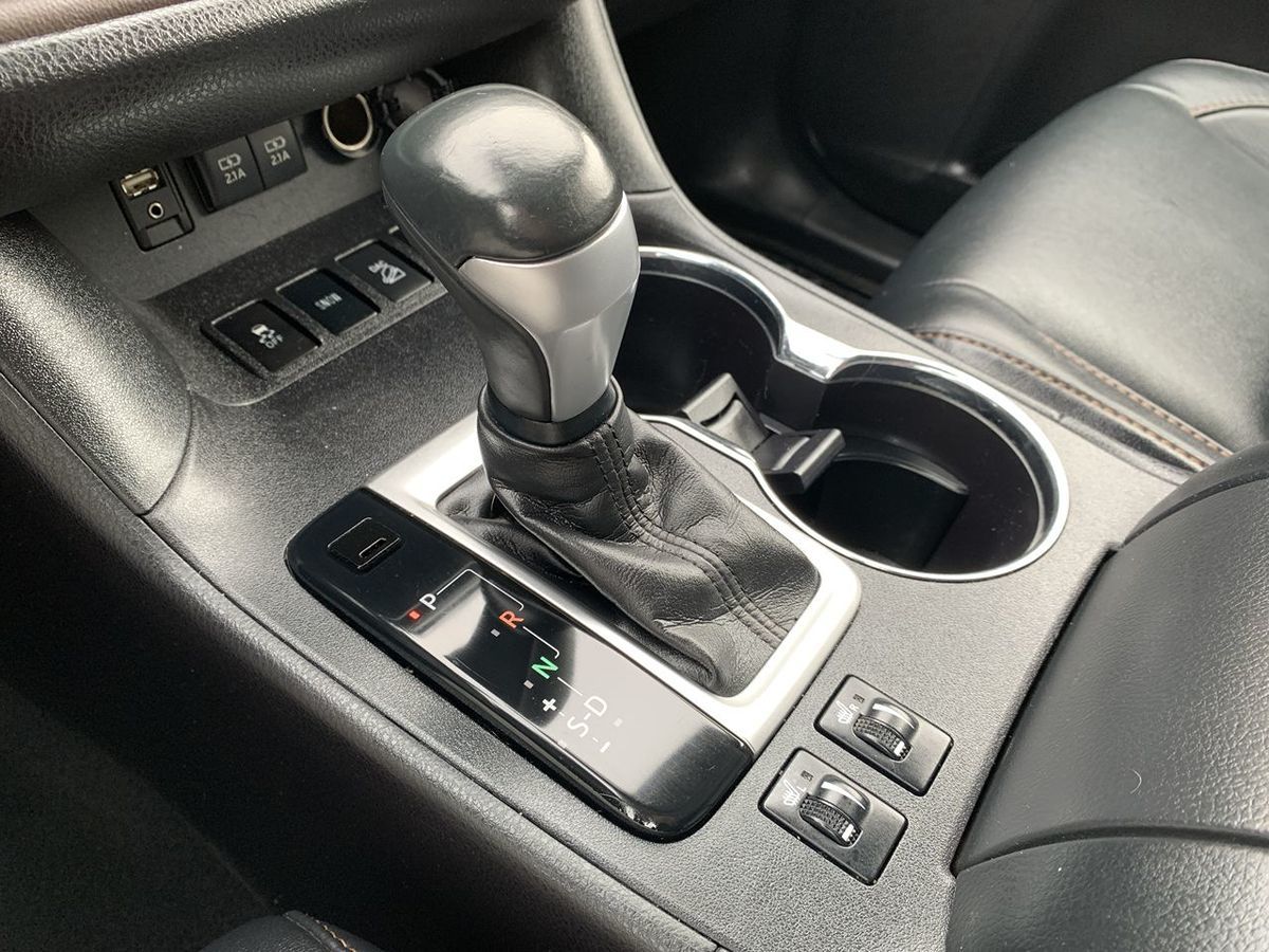 2017 Toyota Highlander SE XLE photo 25