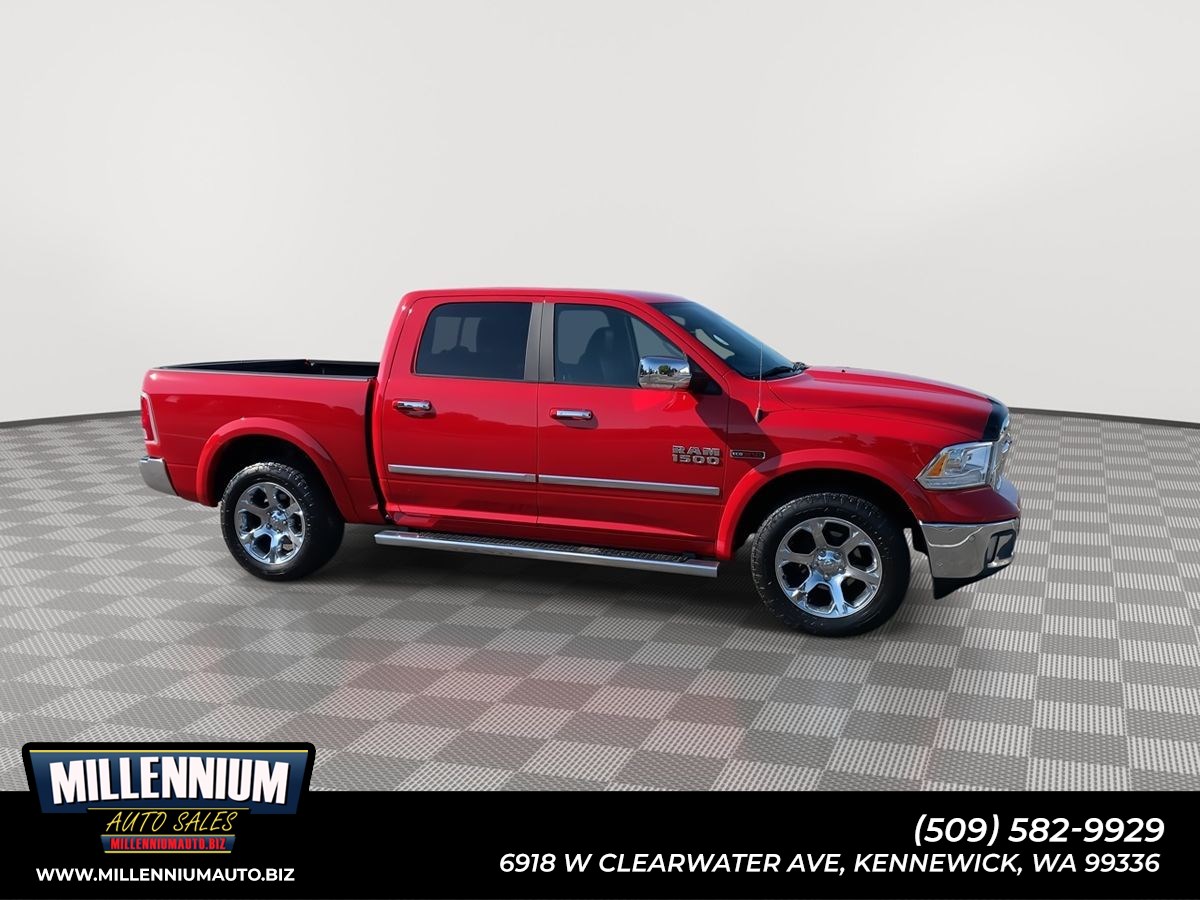 2018 RAM 1500 Laramie Crew Cab 4WD