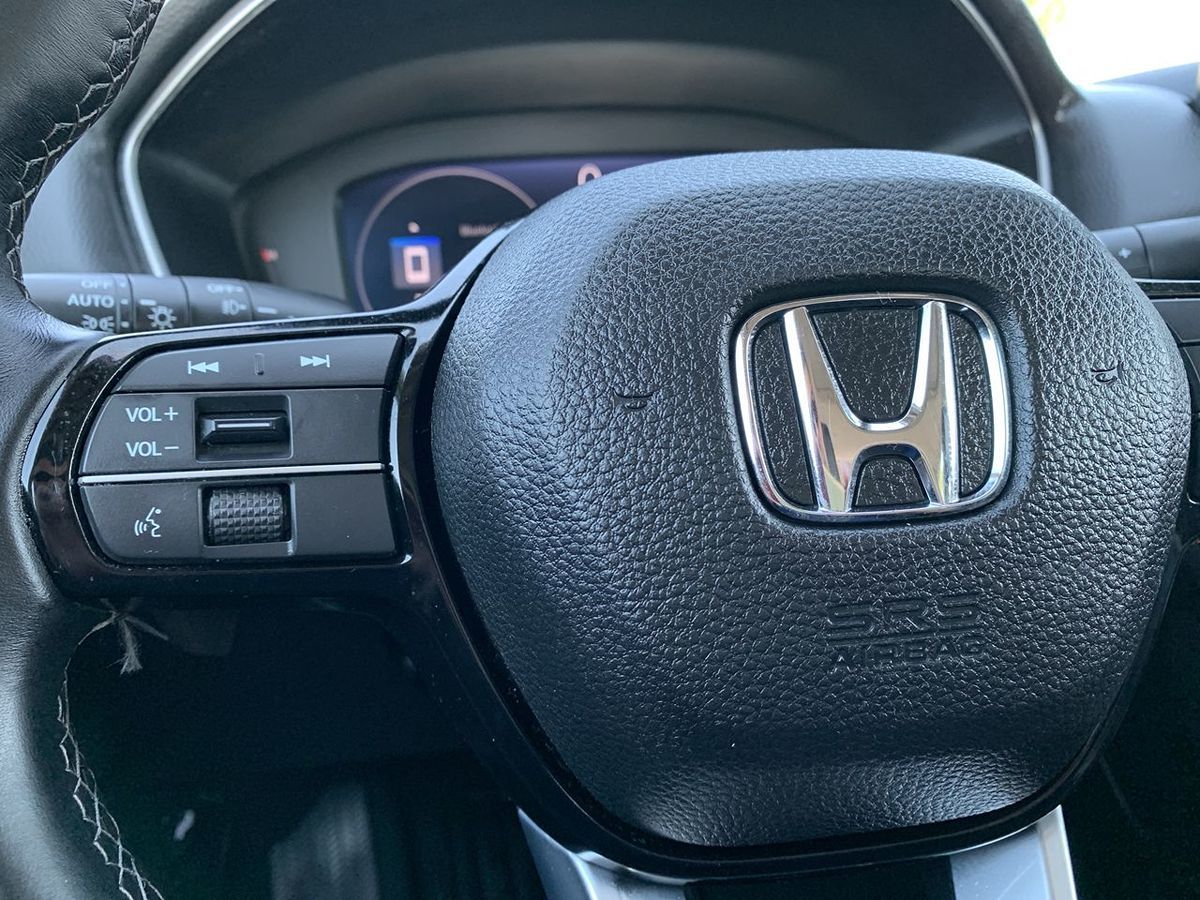 2024 Honda Civic Touring photo 19