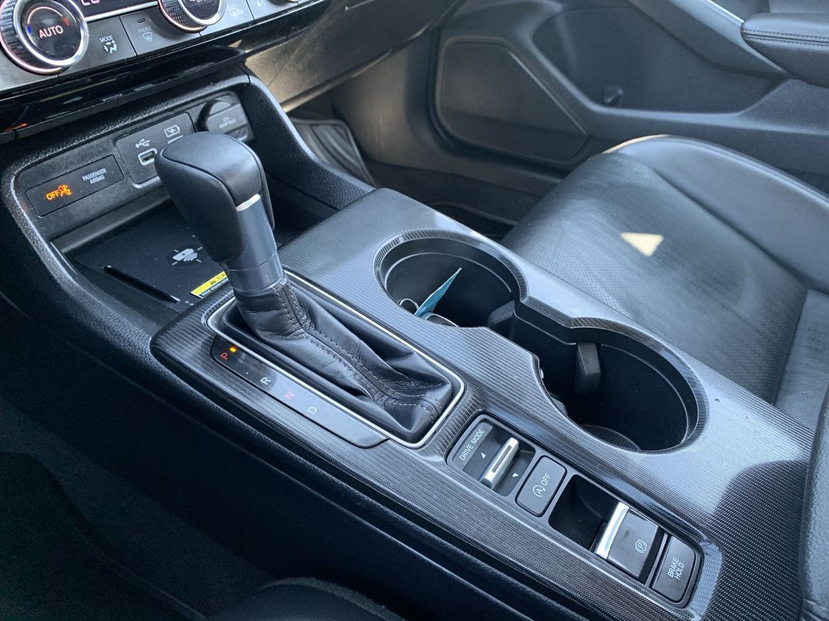 2024 Honda Civic Touring photo 25