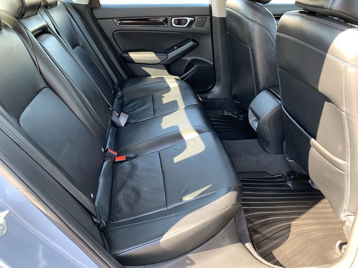 2024 Honda Civic Touring photo 30