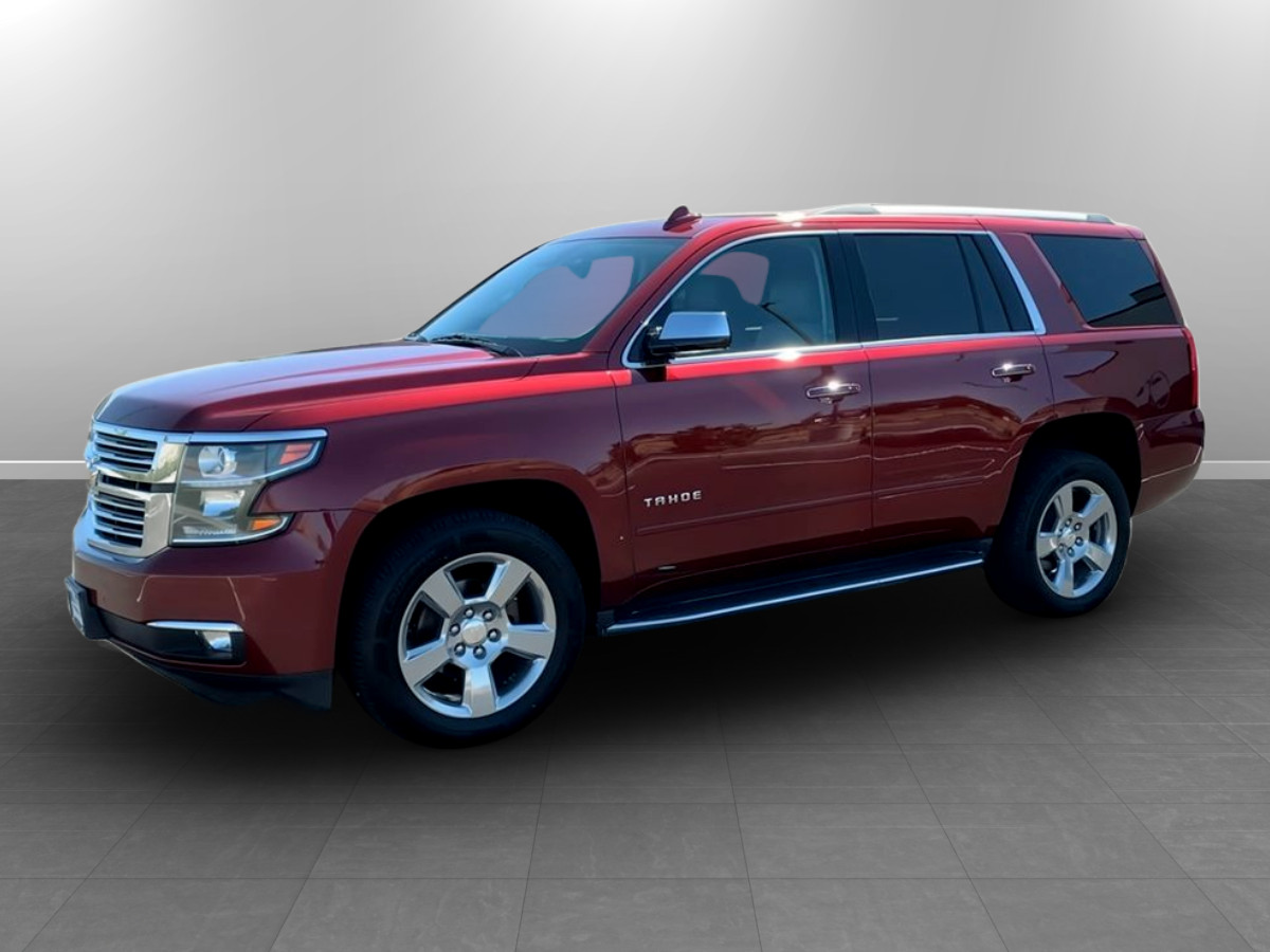 Photo 3 of this Chevrolet Tahoe