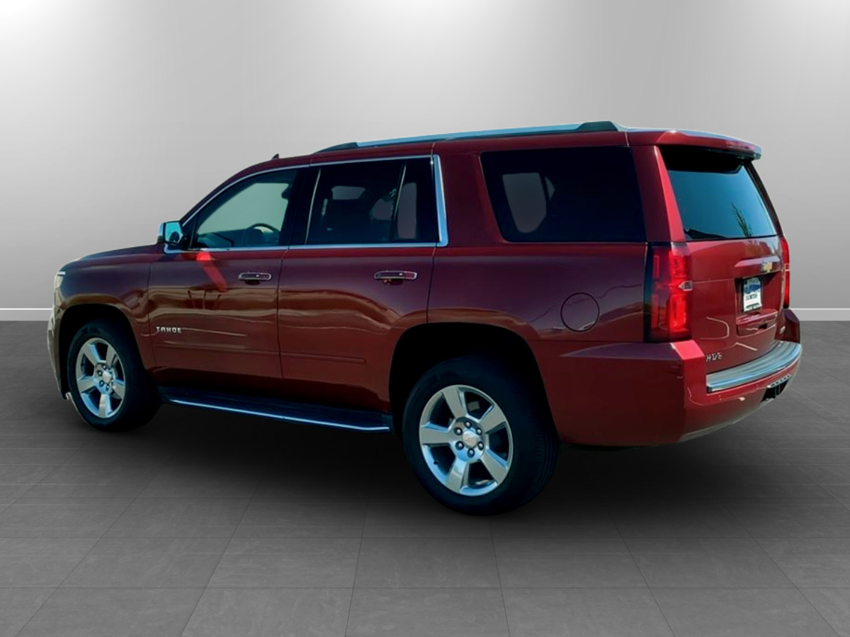 Photo 5 of this Chevrolet Tahoe