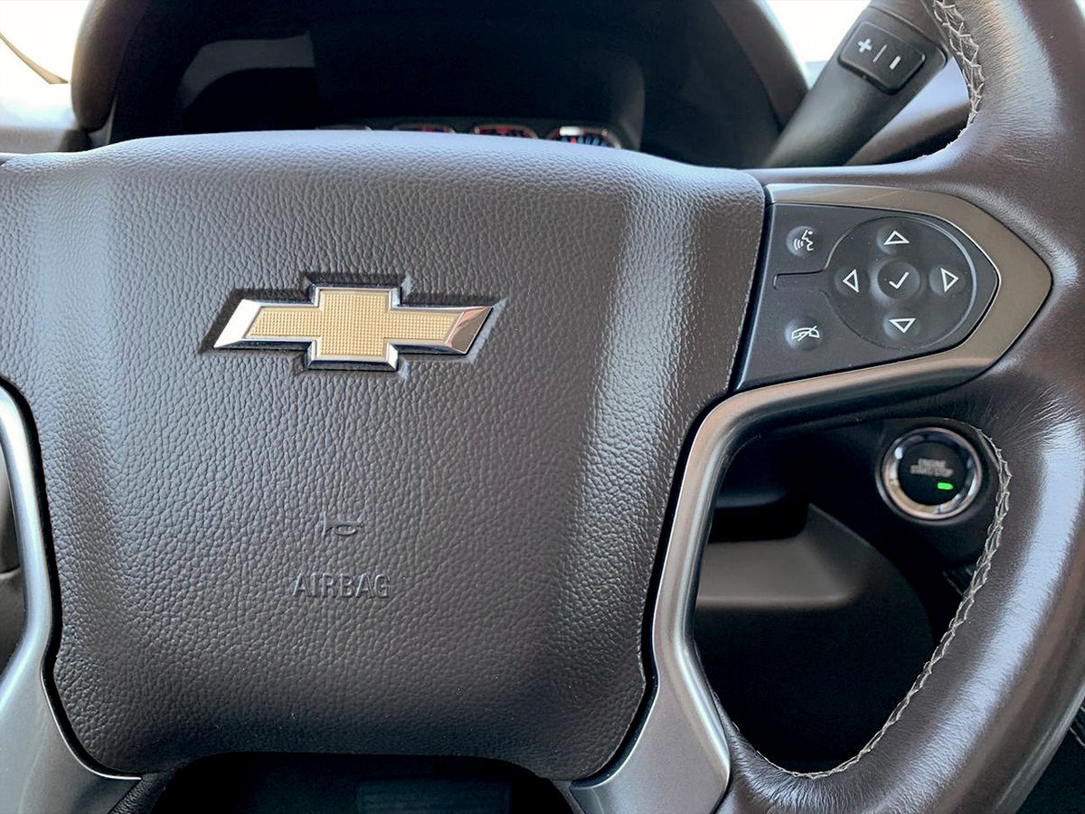 Photo 23 of this Chevrolet Tahoe