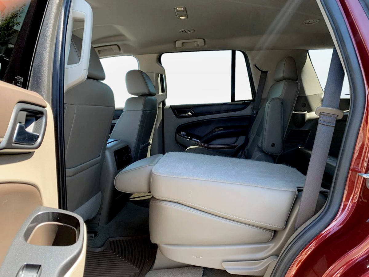 Photo 31 of this Chevrolet Tahoe
