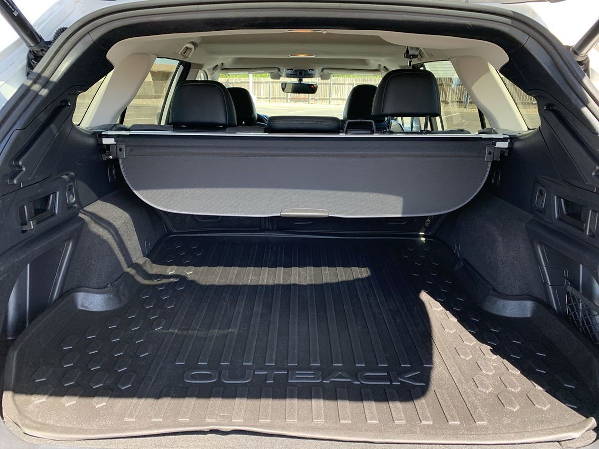 2020 Subaru Outback Onyx Edition XT photo 12