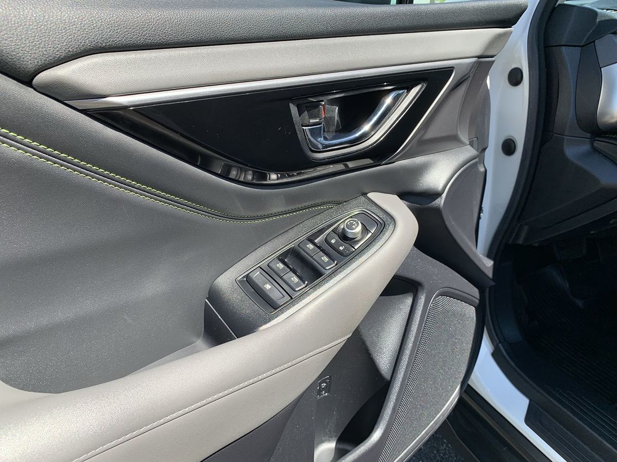 2020 Subaru Outback Onyx Edition XT photo 15