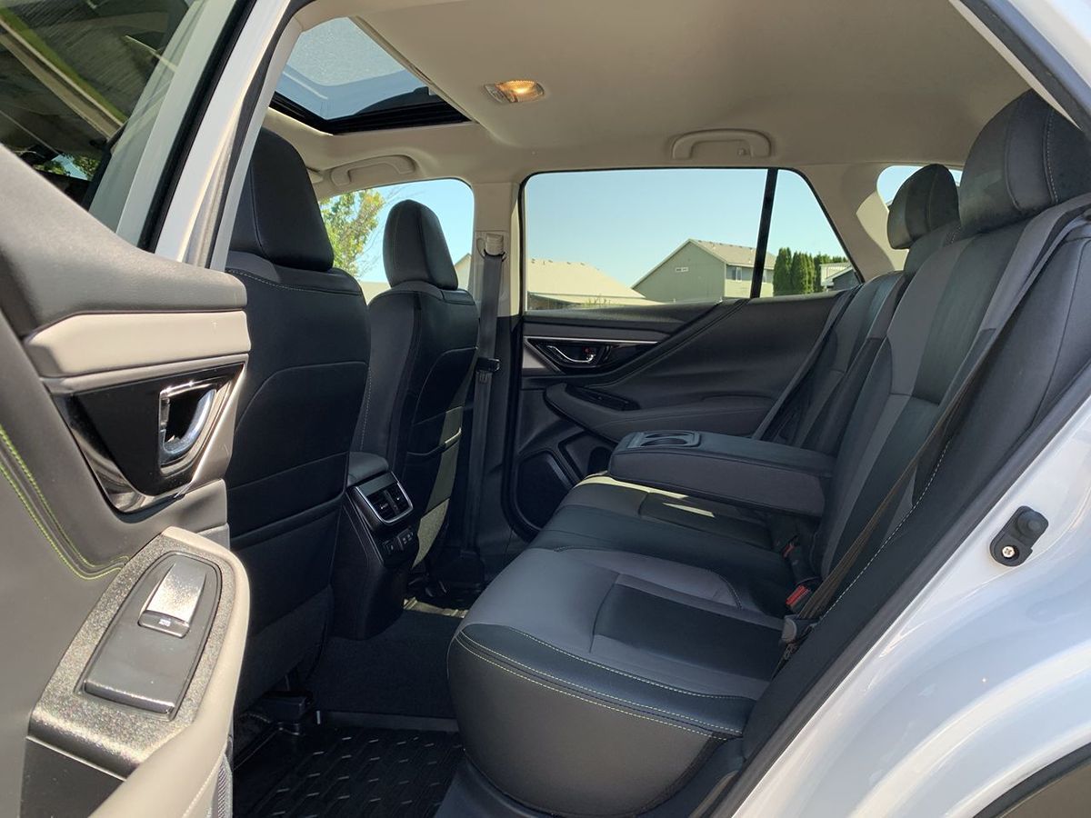 2020 Subaru Outback Onyx Edition XT photo 28