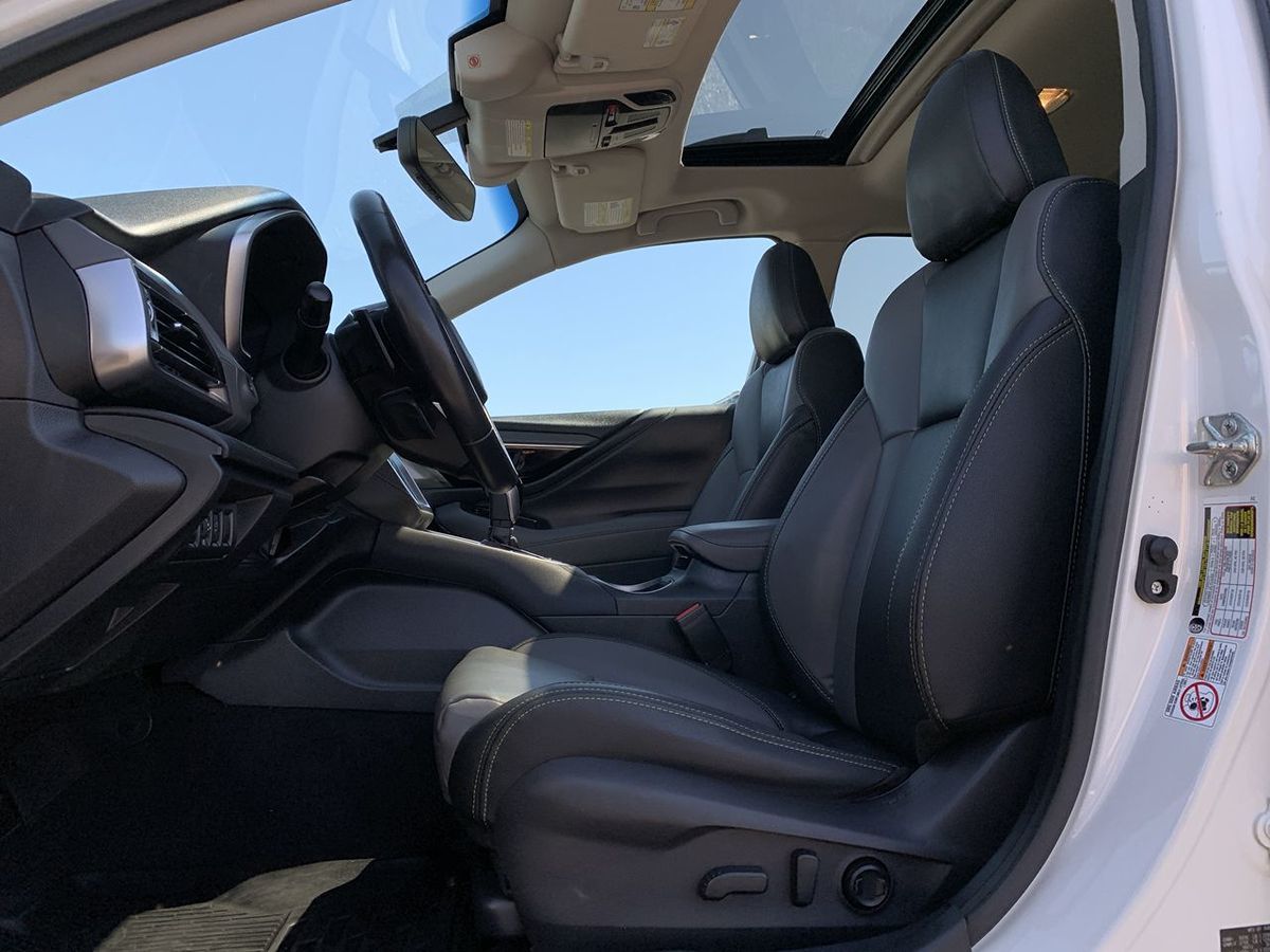 2020 Subaru Outback Onyx Edition XT photo 29