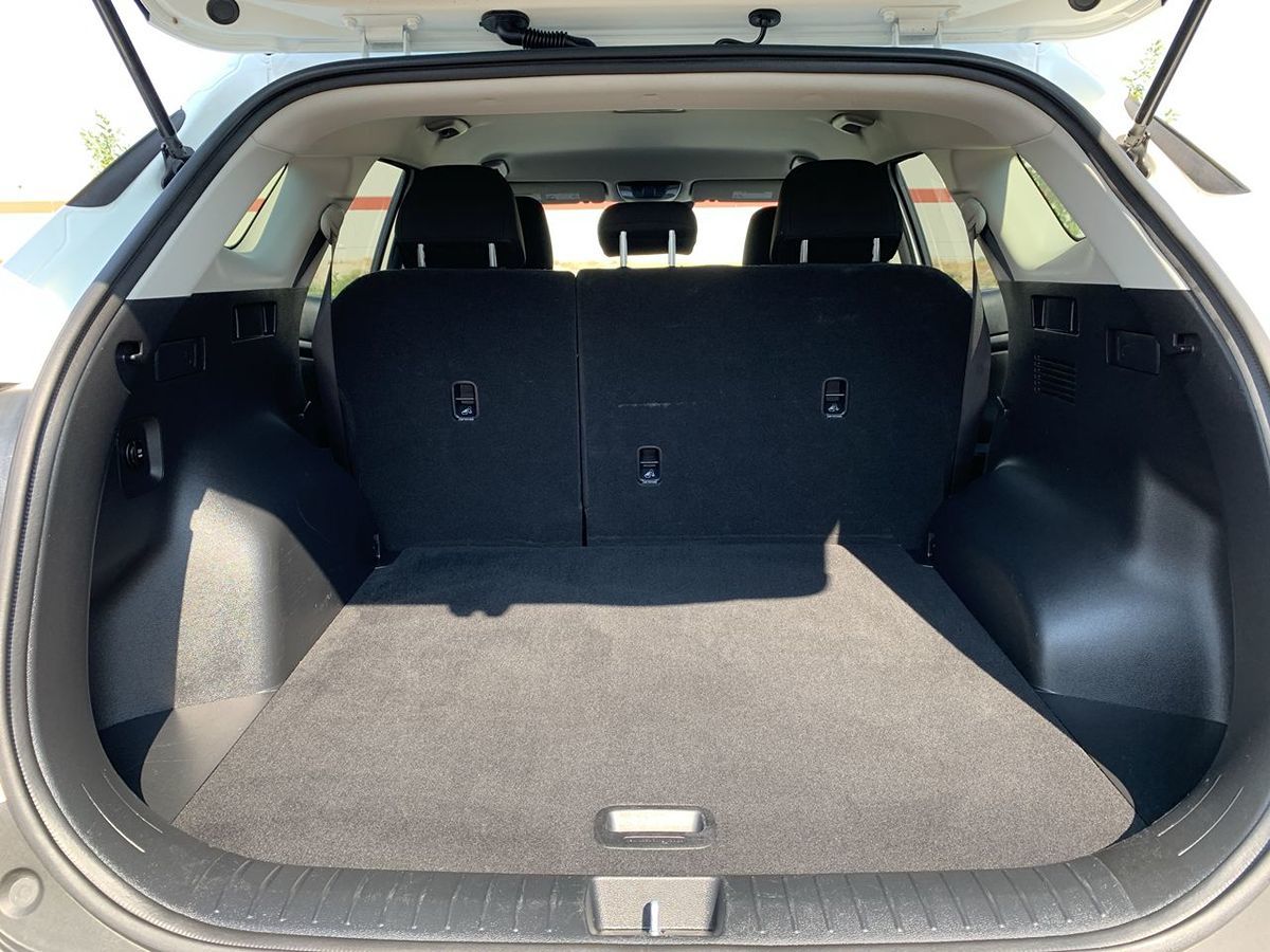 2024 Kia Sportage LX photo 10