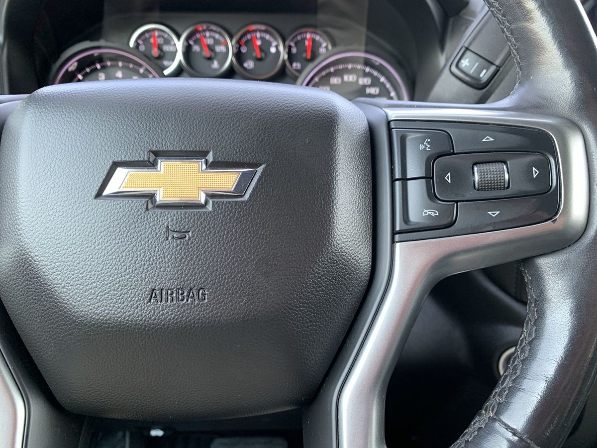 2019 Chevrolet Silverado 1500 LT photo 18