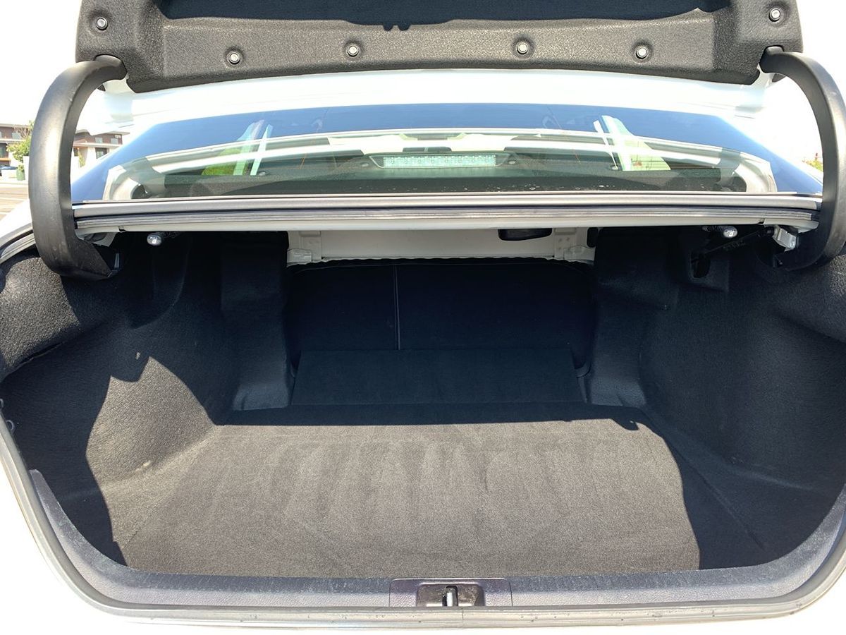 2023 Toyota Camry SE photo 13