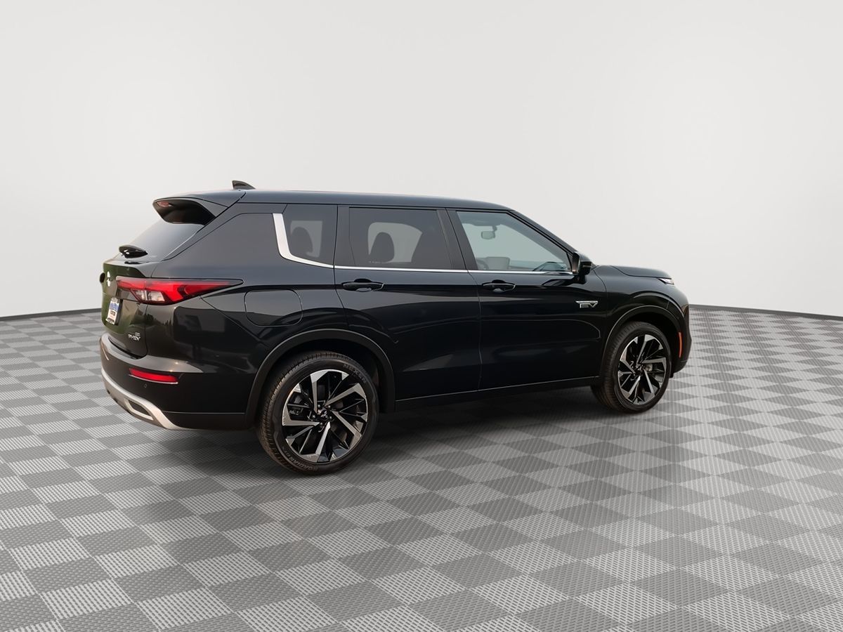 2023 Mitsubishi Outlander PHEV SE photo 8
