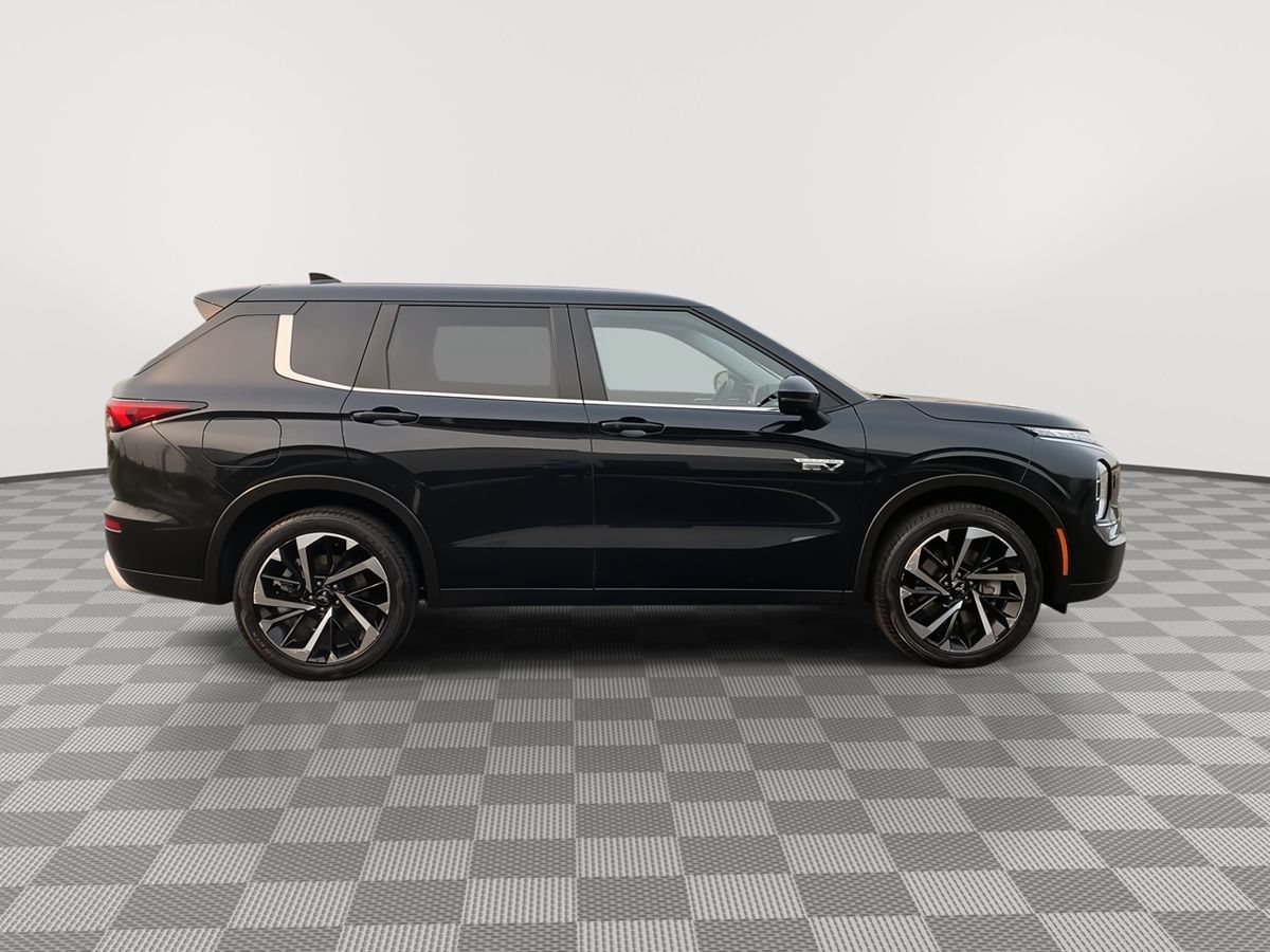 2023 Mitsubishi Outlander PHEV SE photo 9