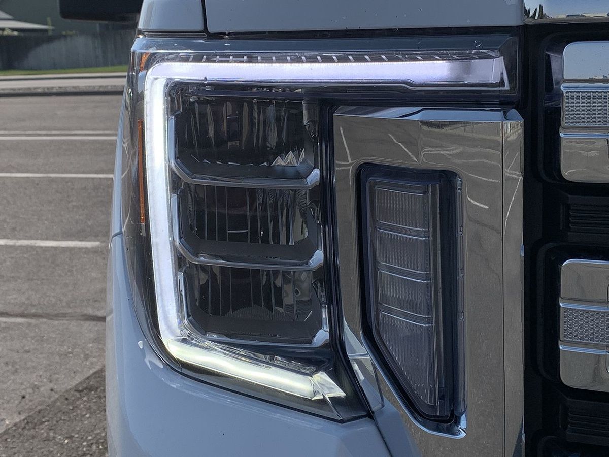 2022 Gmc Sierra HD SLT photo 10