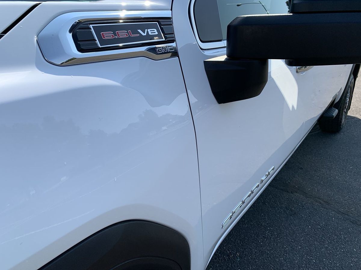 2022 Gmc Sierra HD SLT photo 13