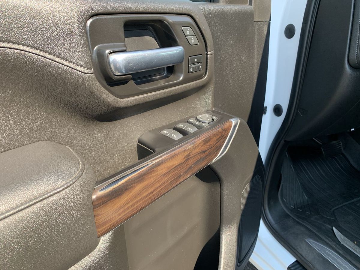 2022 Gmc Sierra HD SLT photo 15