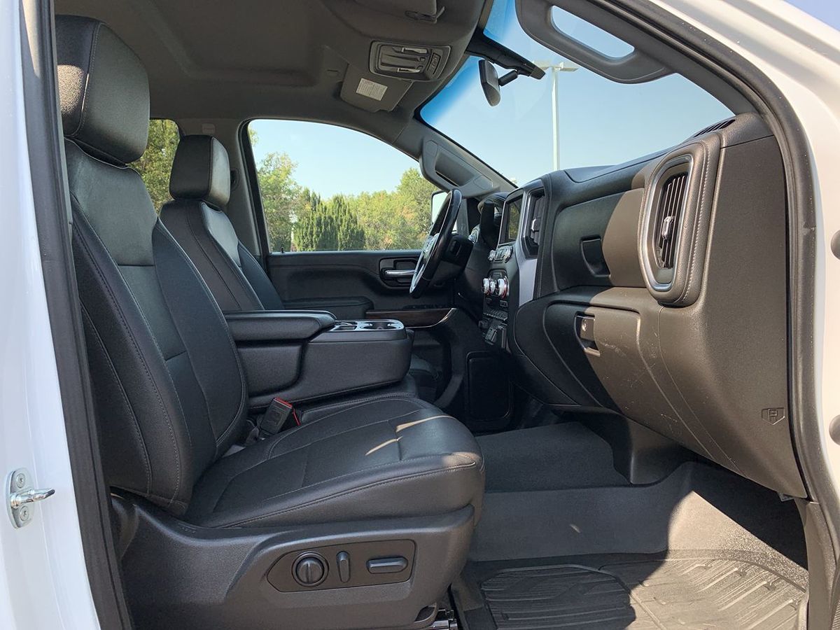 2022 Gmc Sierra HD SLT photo 23