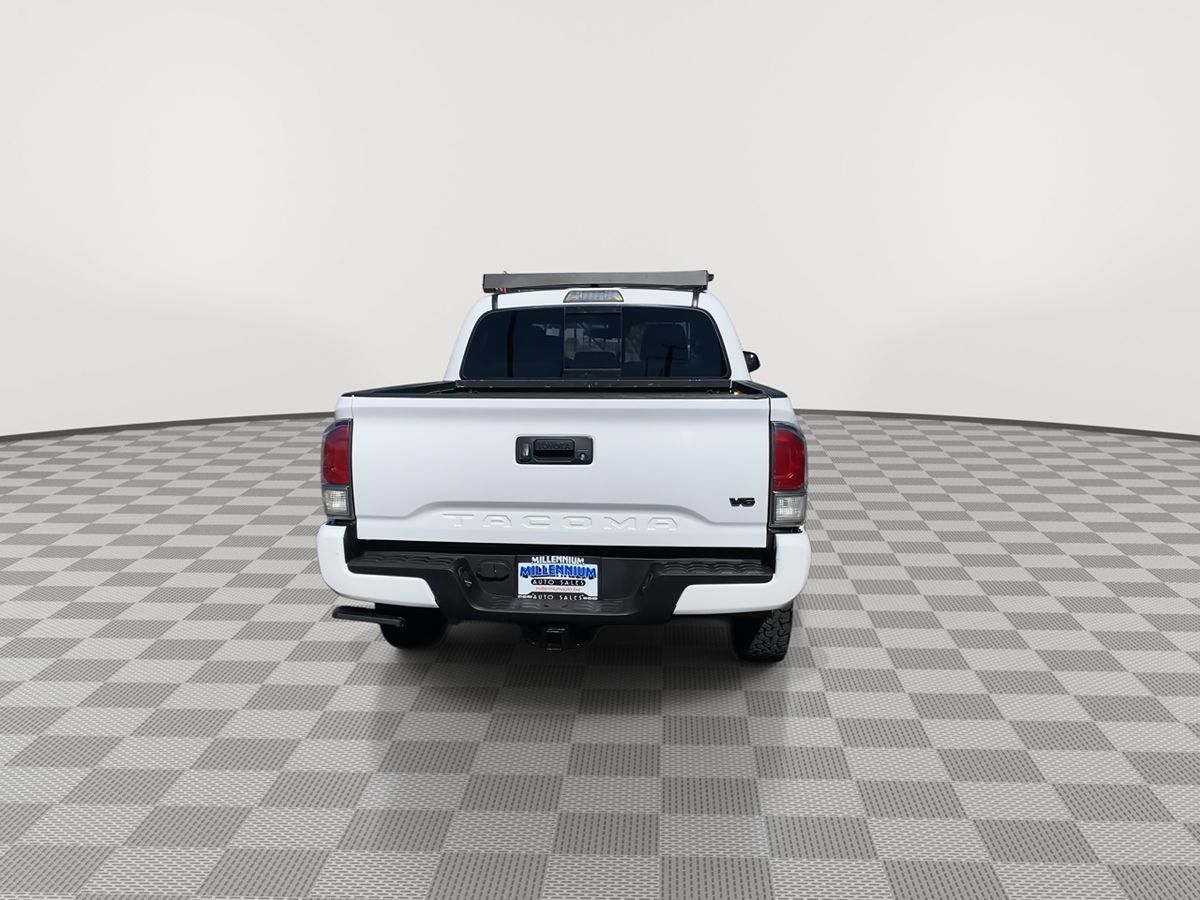 2021 Toyota Tacoma TRD Sport photo 6