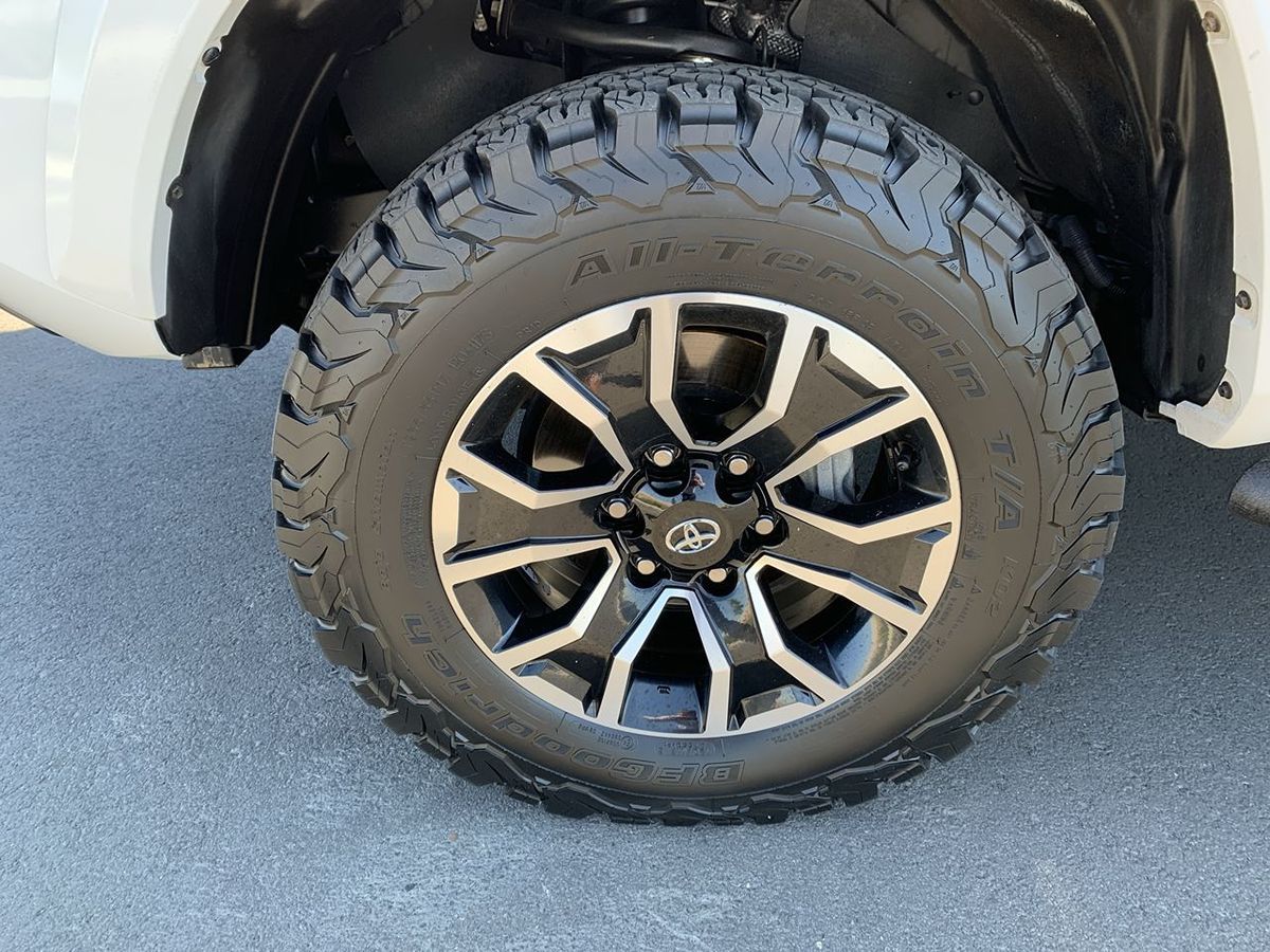2021 Toyota Tacoma TRD Sport photo 11