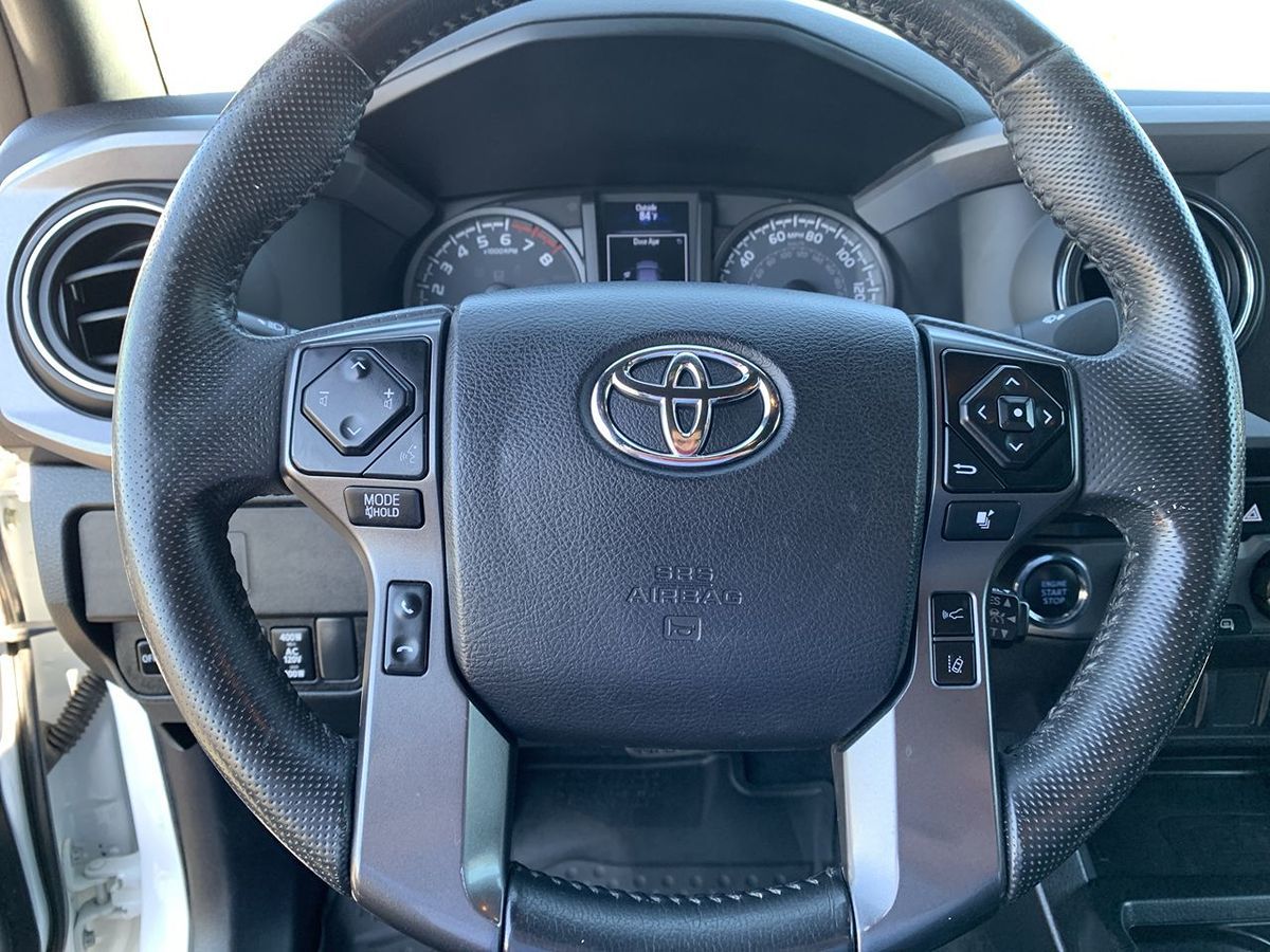 2021 Toyota Tacoma TRD Sport photo 18