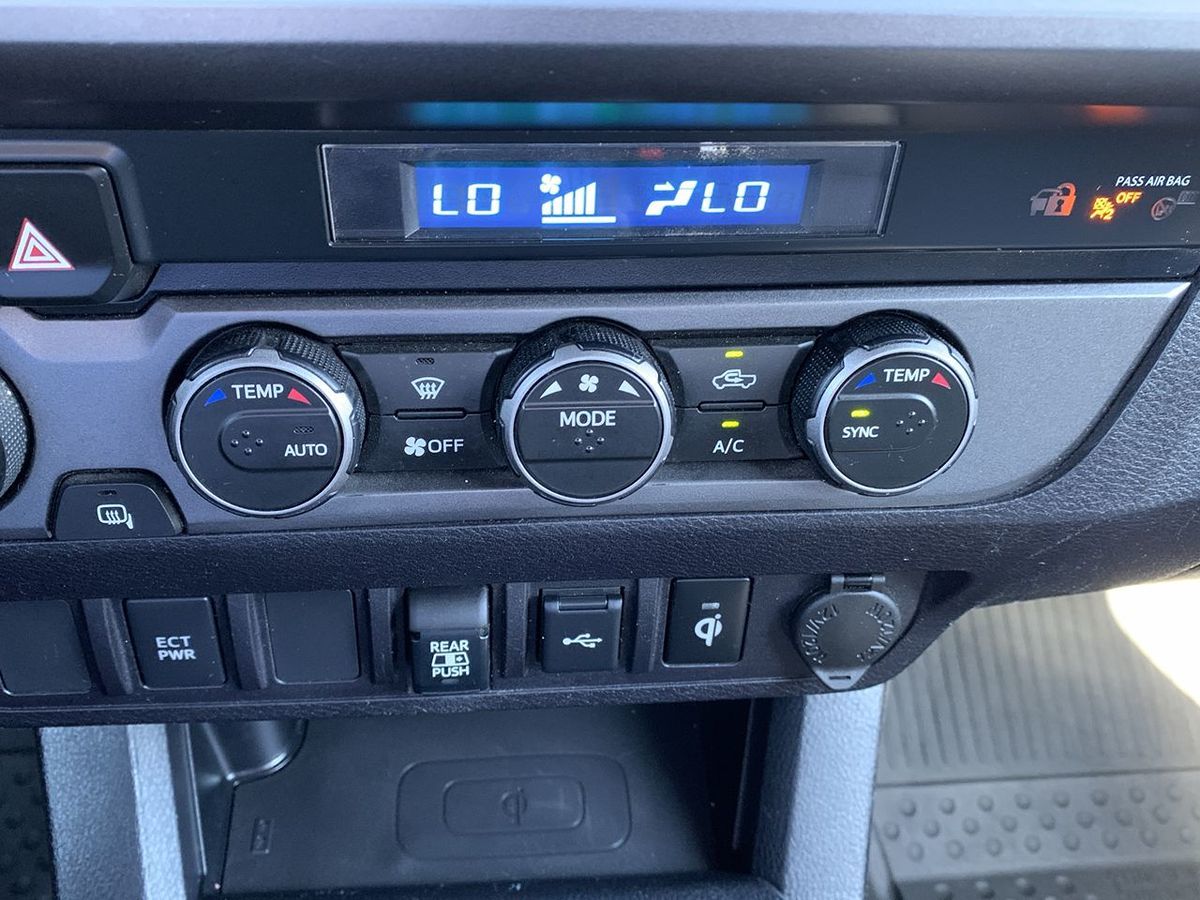 2021 Toyota Tacoma TRD Sport photo 25