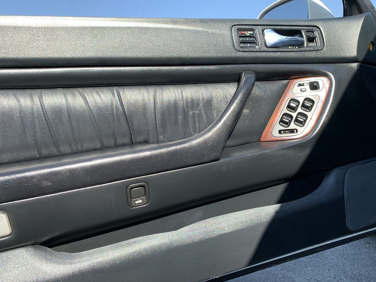1992 Acura Legend photo 15