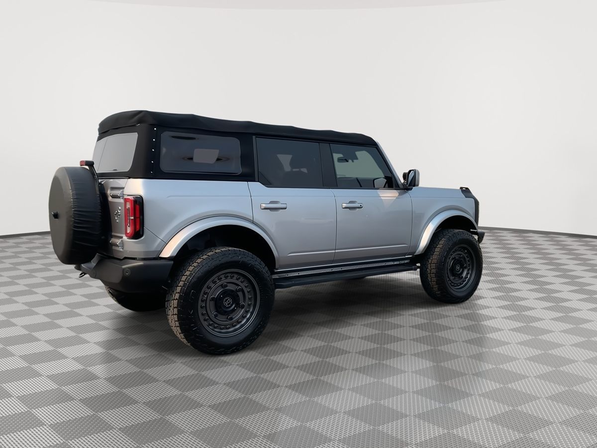 2021 Ford Bronco Outer Banks photo 8