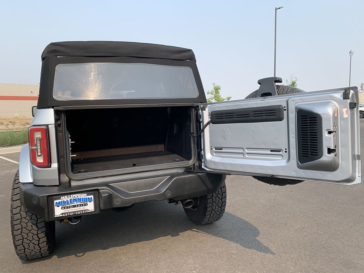 2021 Ford Bronco Outer Banks photo 15