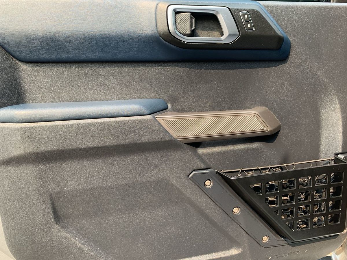2021 Ford Bronco Outer Banks photo 17