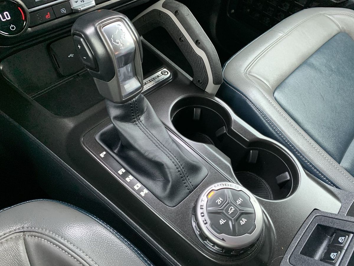 2021 Ford Bronco Outer Banks photo 29