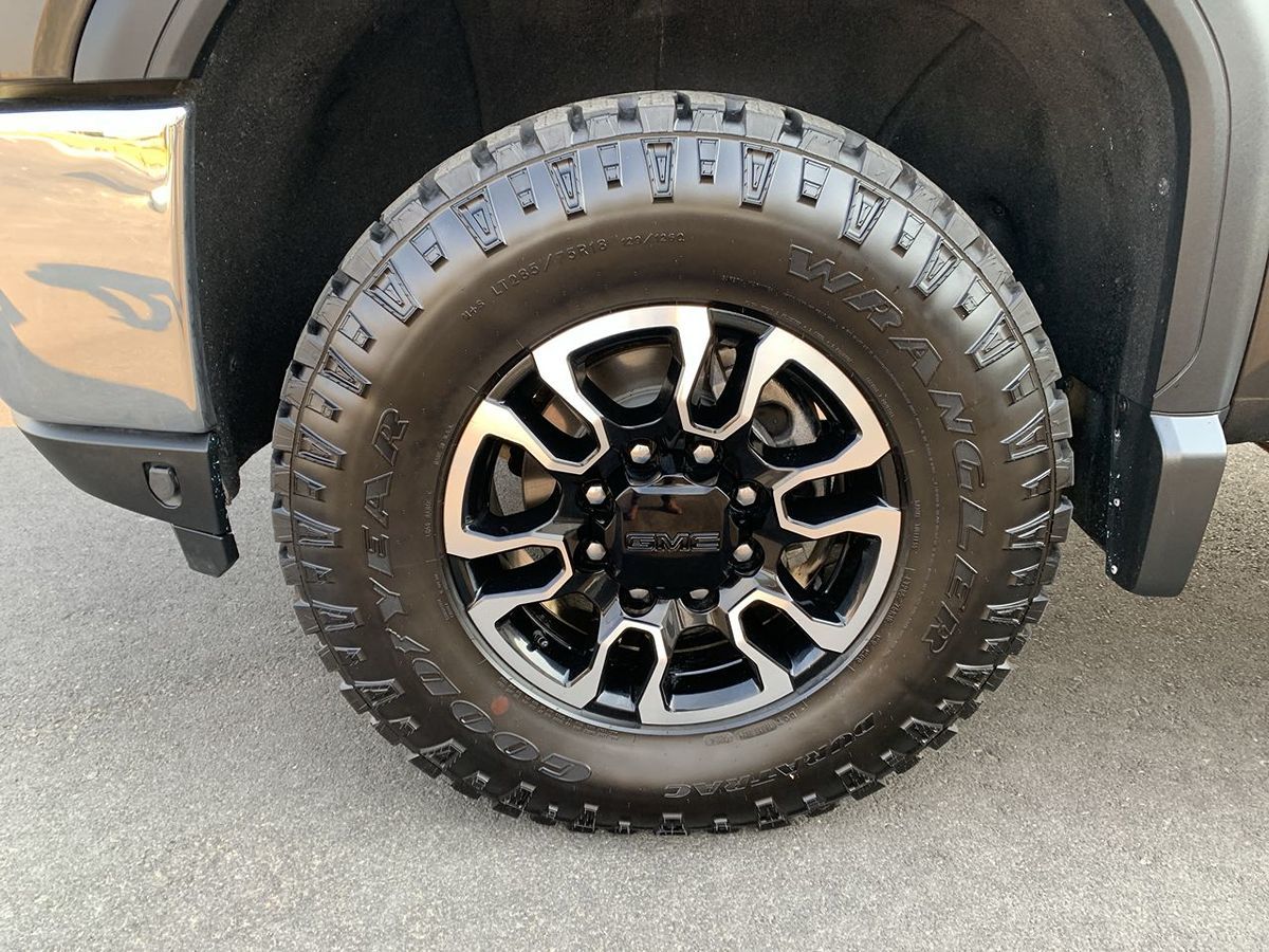 2020 Gmc Sierra SLT photo 12