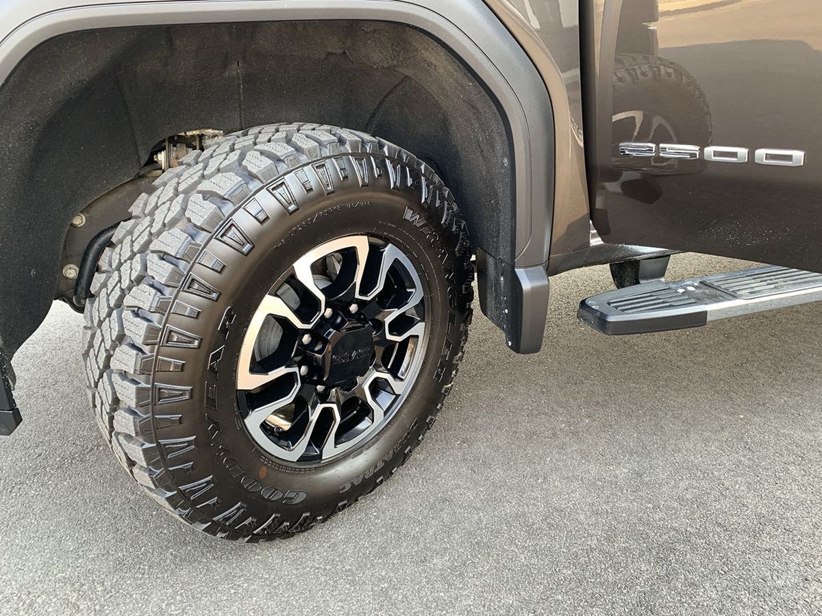 2020 Gmc Sierra SLT photo 13