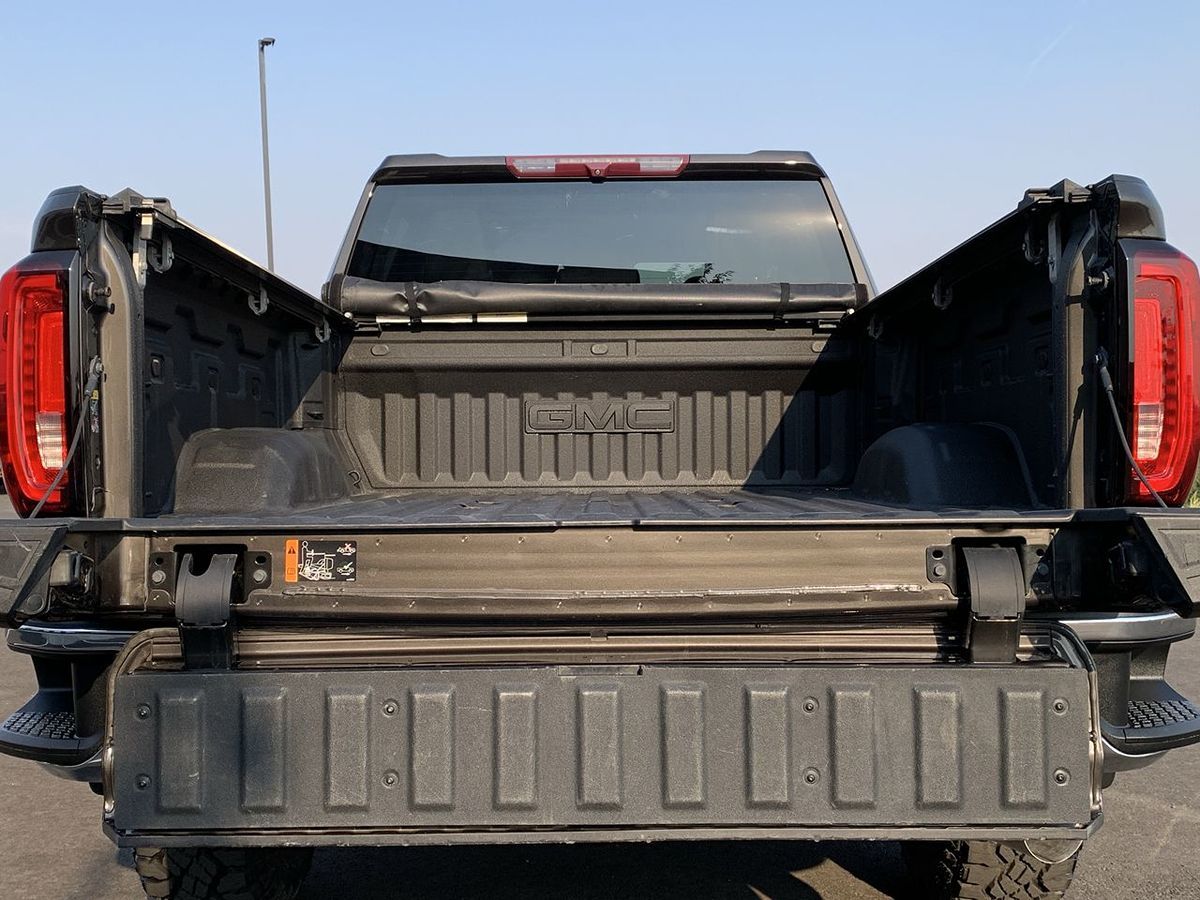 2020 Gmc Sierra SLT photo 15