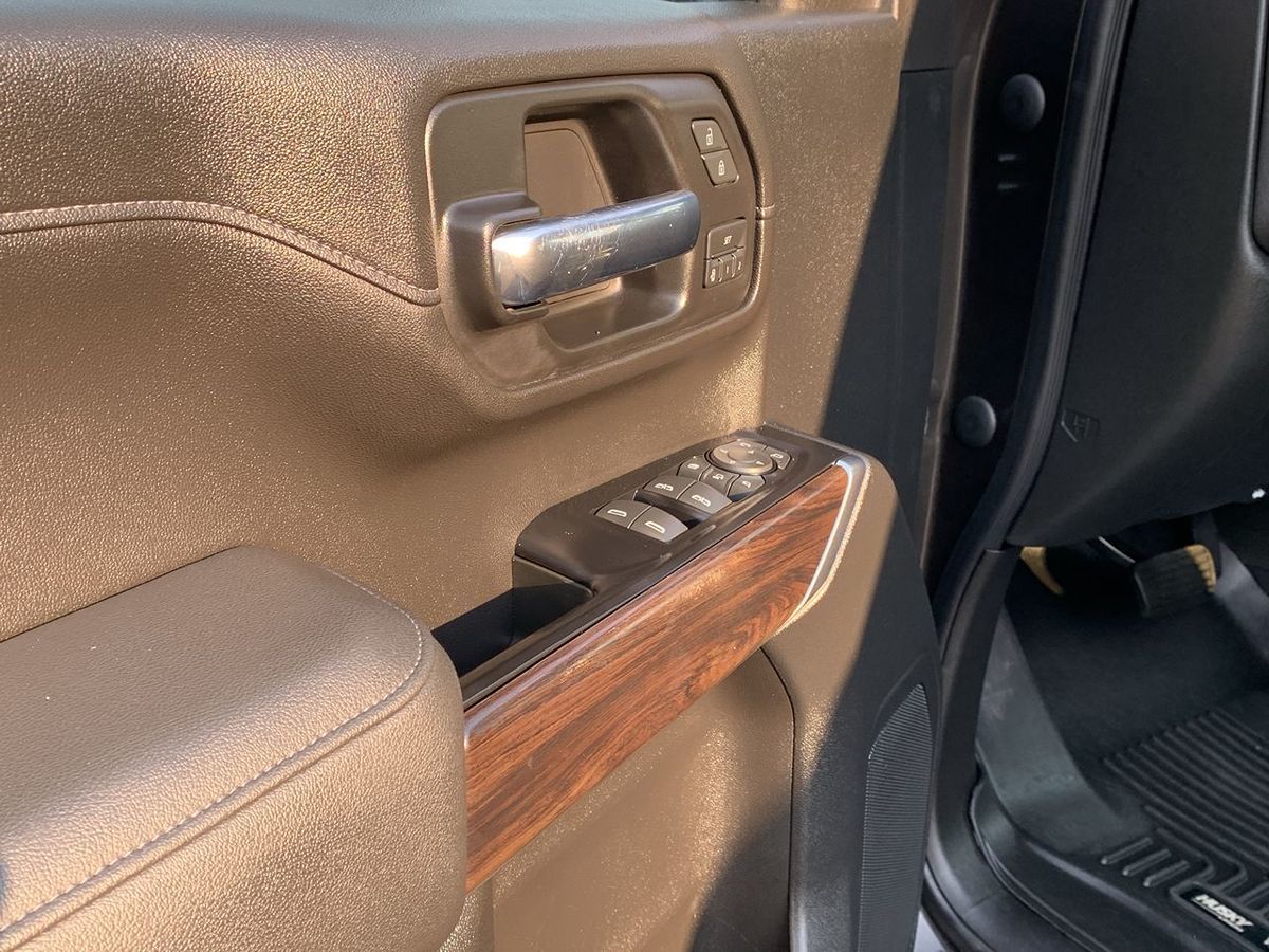 2020 Gmc Sierra SLT photo 16